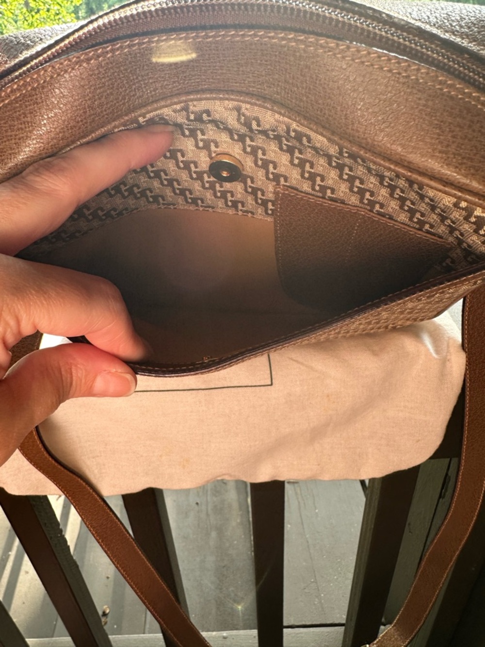 Vintage Gucci Shoulder/Crossbody Bag - Picture 6 of 10
